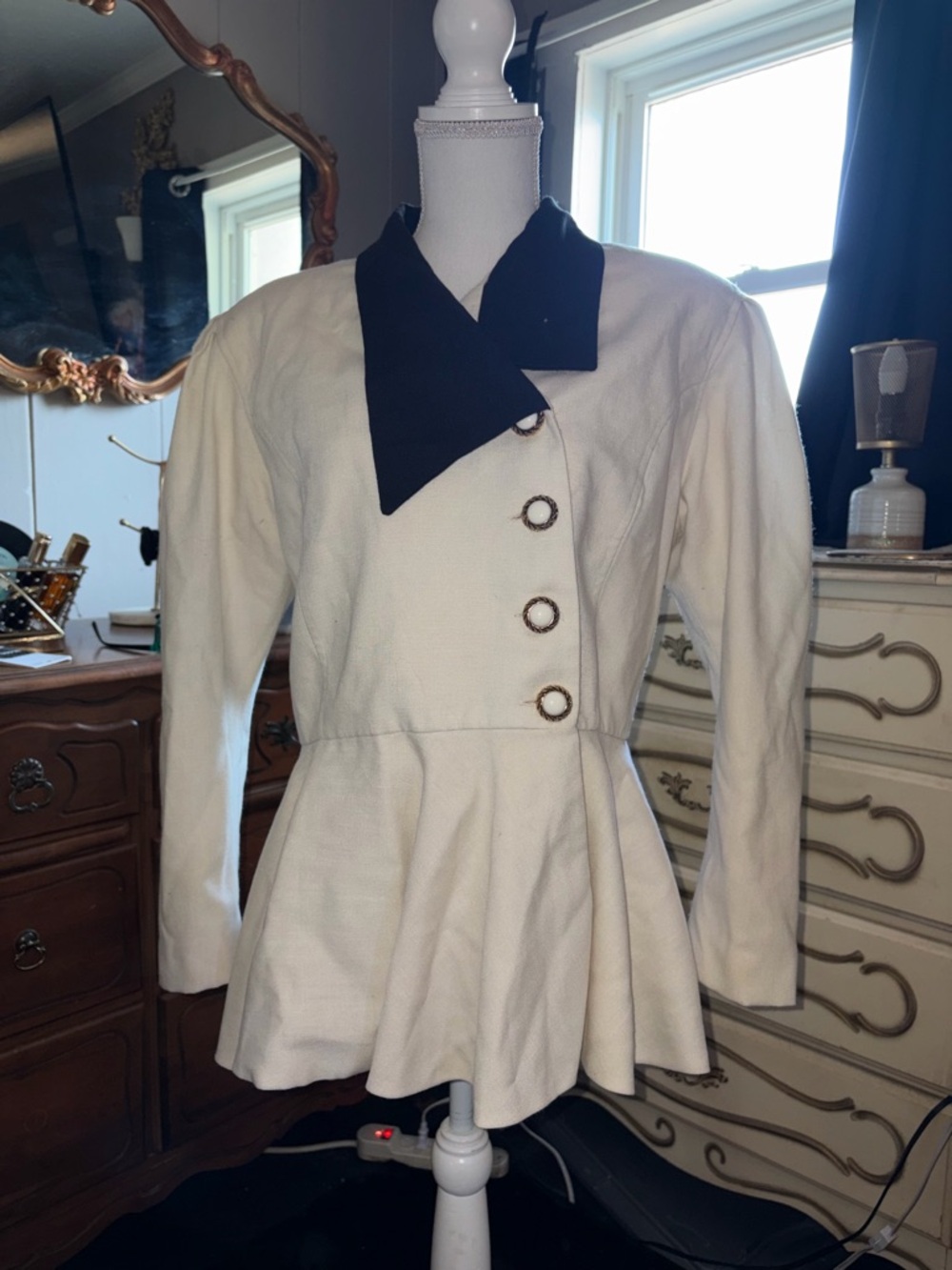 Vintage Cream Peplum Blazer with Black Contrast Collar 14